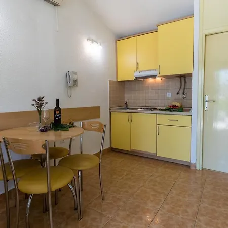 Appartement For Families With Children Klek, Neretva Delta - Usce Neretve - 16545 *